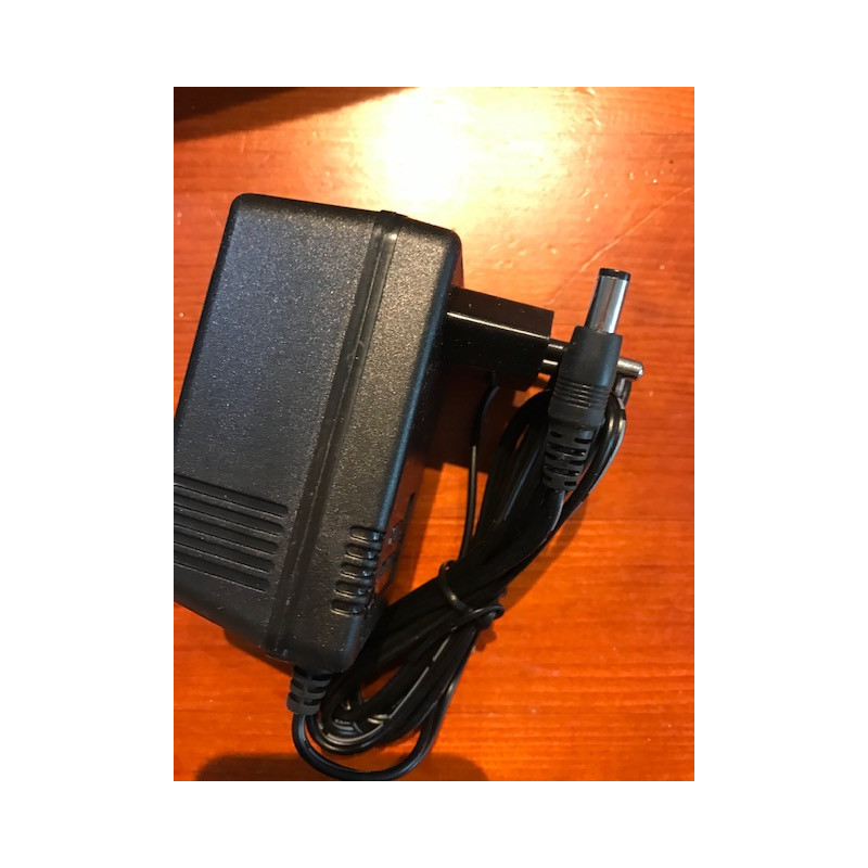 Power adapter 9V DC 500mA